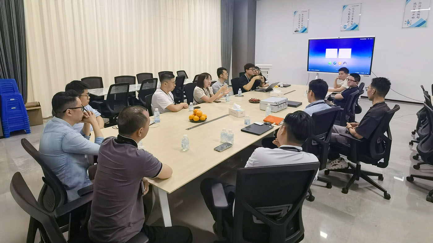 AI智能眼镜联盟来访尊龙集团官网元启 ，探产业链协同发展